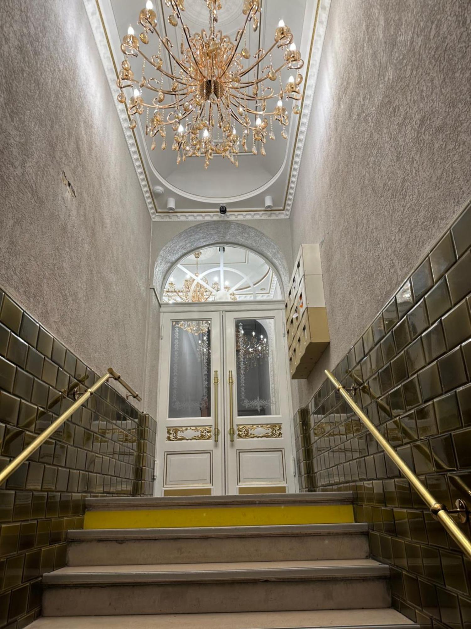 Serenity Bed Palace 2 Metz Gare 外观 照片