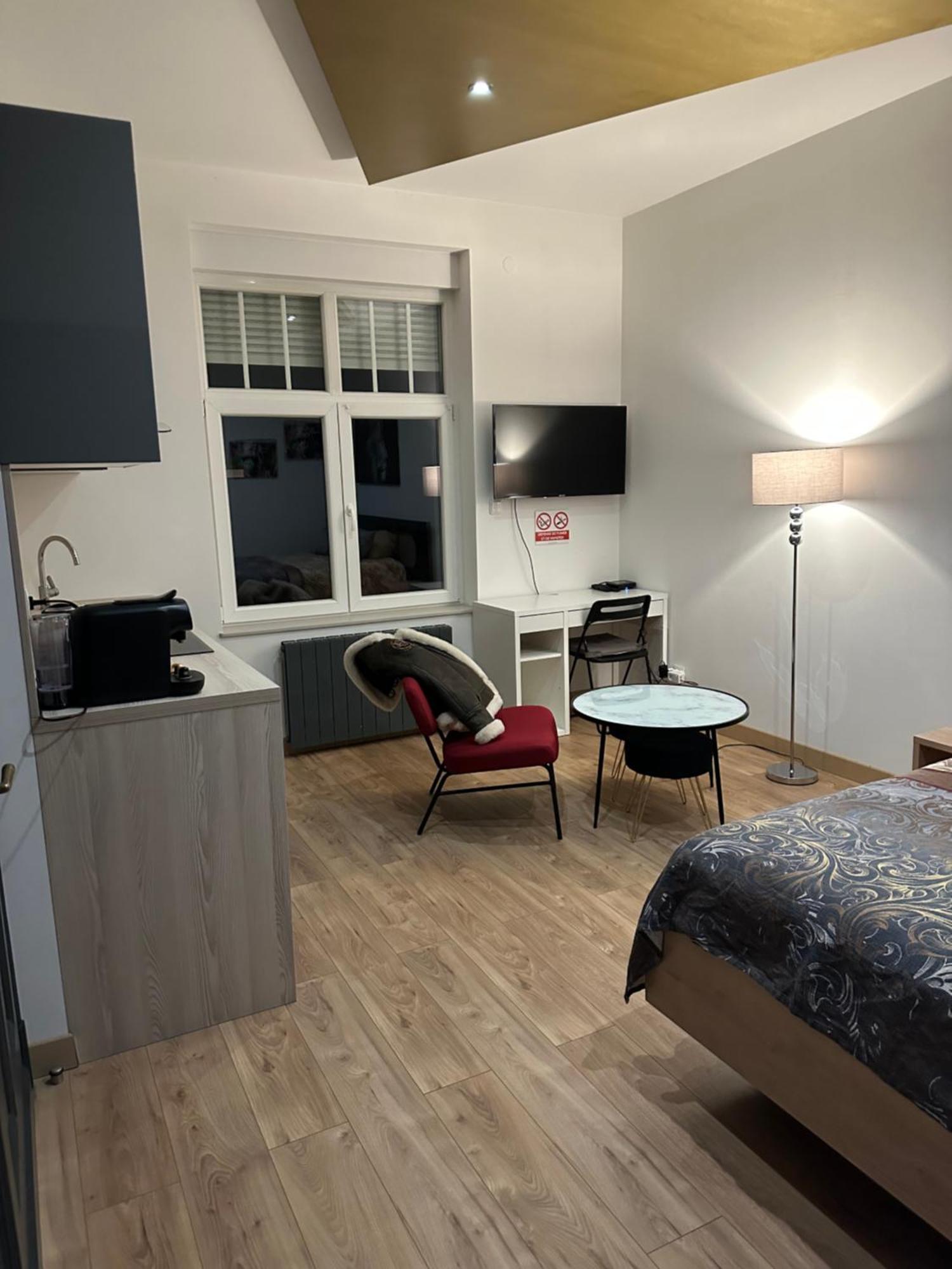 Serenity Bed Palace 2 Metz Gare 外观 照片