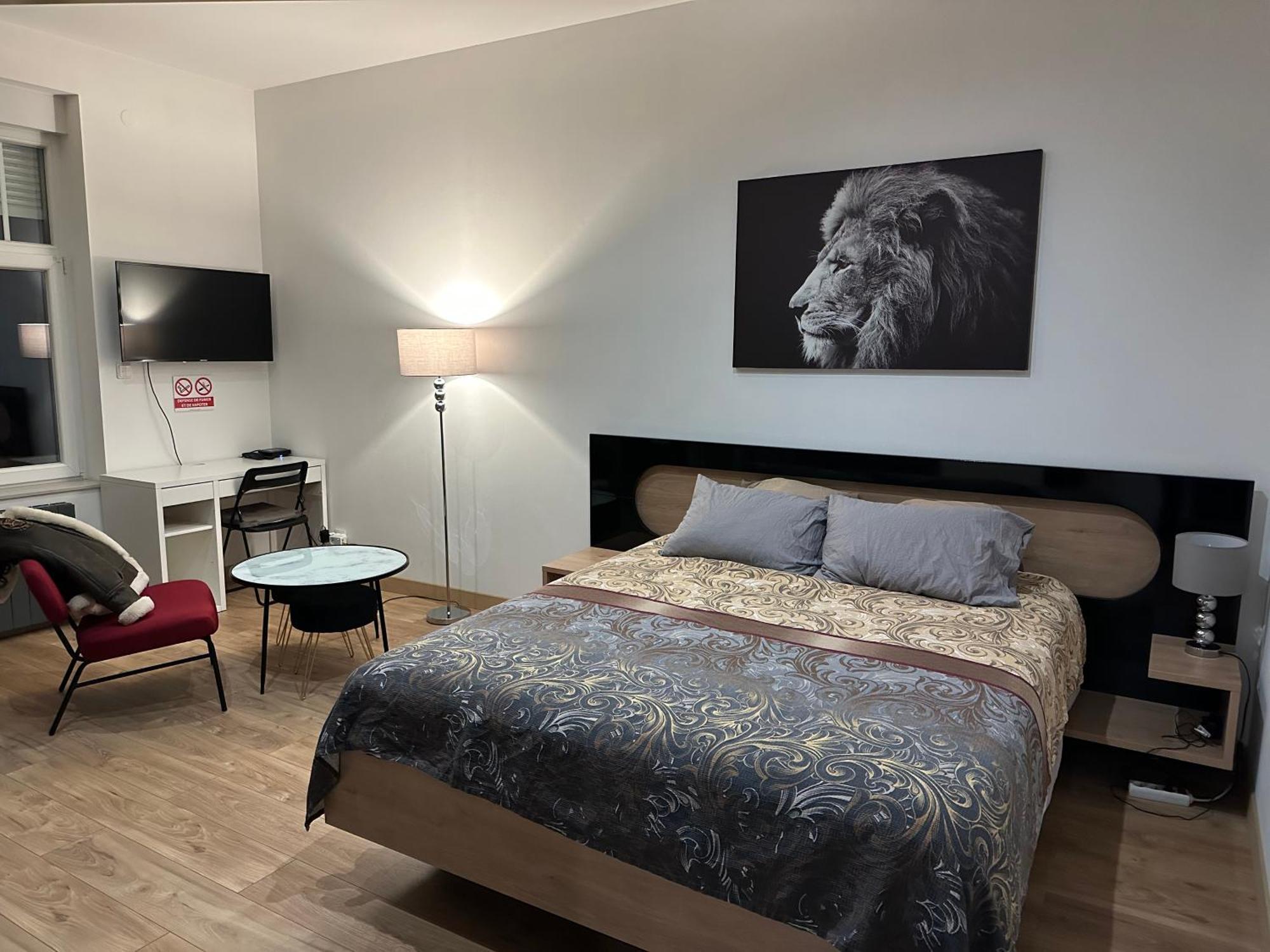 Serenity Bed Palace 2 Metz Gare 外观 照片
